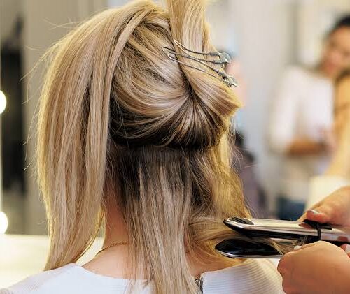 Everyday Shampoo And Basic Styling